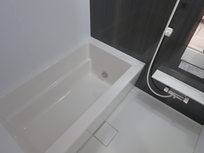 バス・シャワールーム　バスルーム