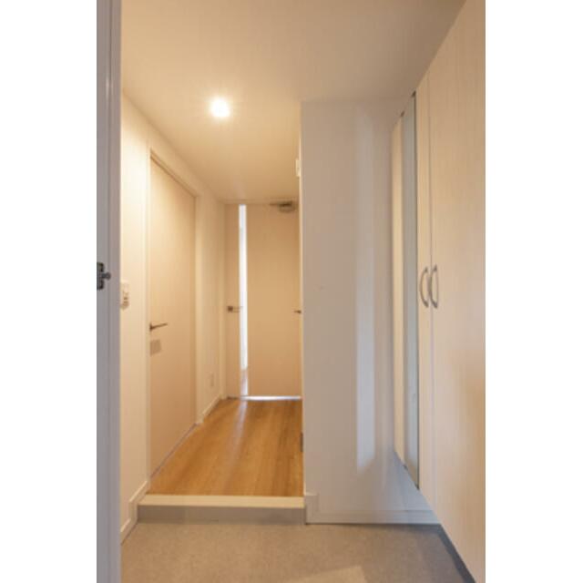 玄関　※写真は同タイプ住戸です。