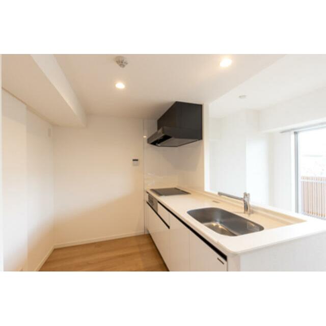 キッチン　※写真は同タイプ住戸です。