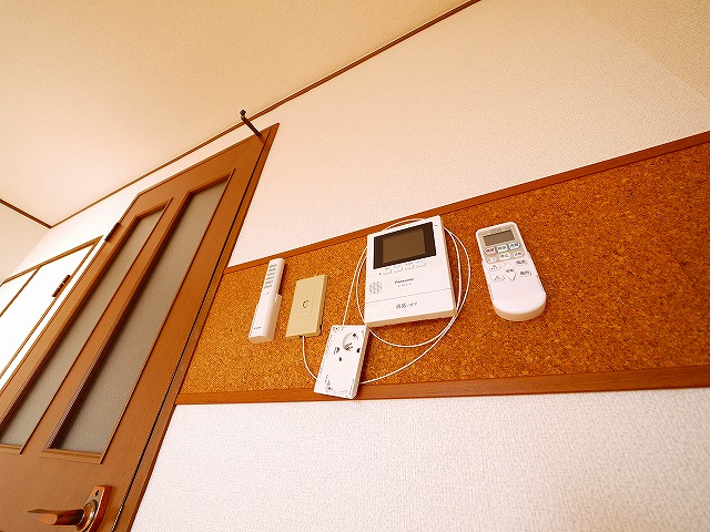 セキュリティ　モニターホンつき