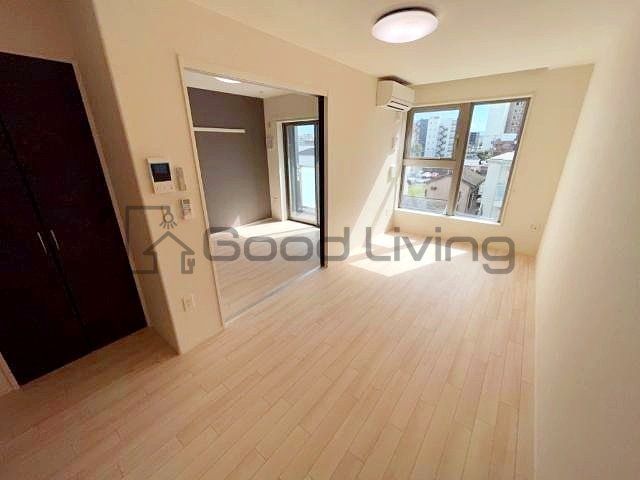 居室・リビング　ここで楽しい食事の時間