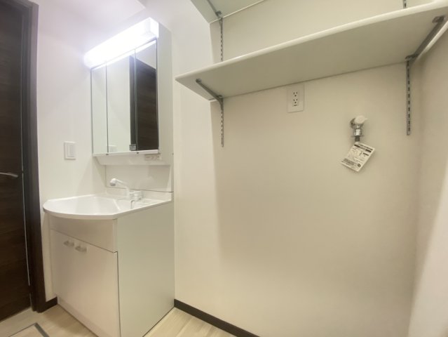 洗面設備　※類似写真になります