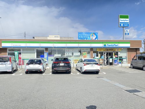 コンビニ　ファミリーマート稲沢西尾張中央道店（コンビニ）まで980m