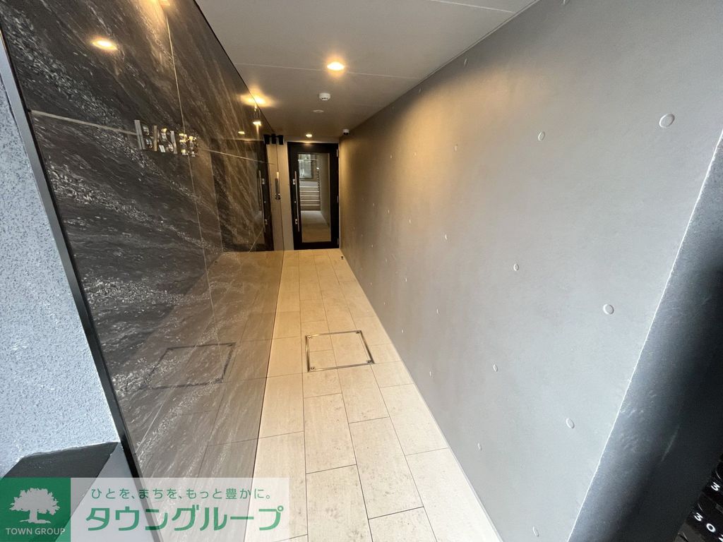 エントランス　エントランス