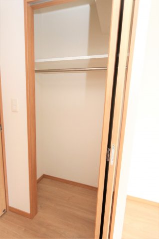 収納　参考写真（同物件別部屋）