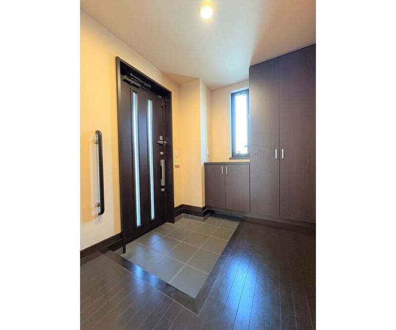 玄関　明るい玄関です