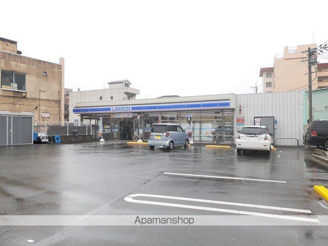 コンビニ　ローソン福岡長尾５丁目店（コンビニ）まで210m