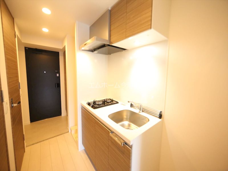 キッチン　システムキッチン（ガス2口コンロ付）