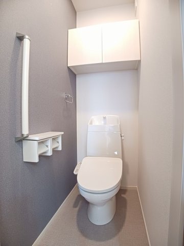 トイレ　落ち着いたトイレです