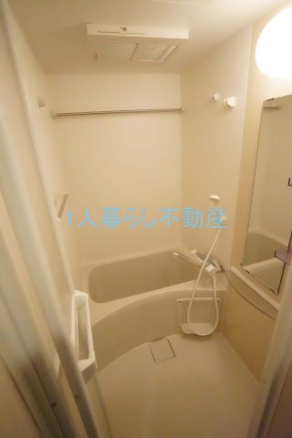 バス・シャワールーム　ゆったり過ごせるお風呂です