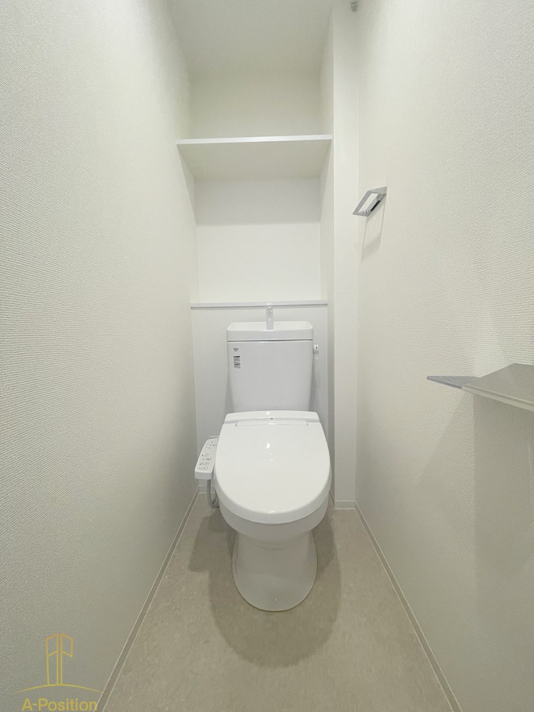 トイレ　レオンコンフォート九条アルバ