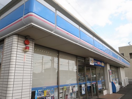 コンビニ　ローソン 市原五井市役所通店（コンビニ）まで368m