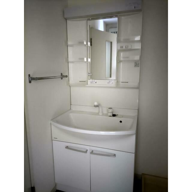 洗面設備　※写真は、前入居前に撮影したものです。