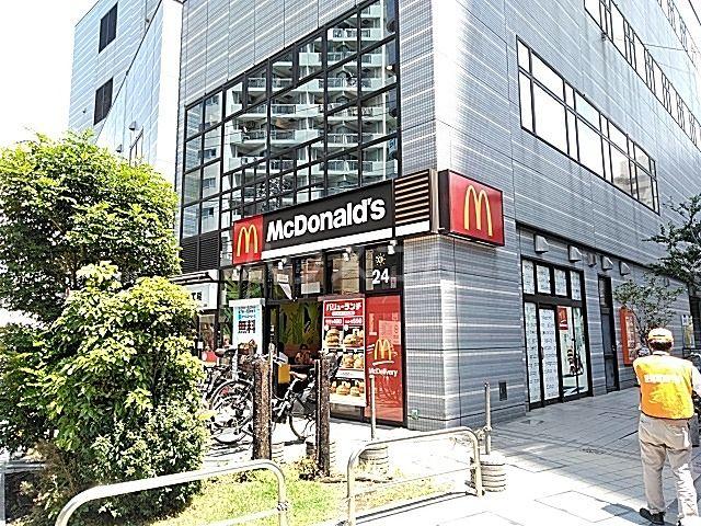 飲食店　マクドナルド 町屋店（飲食店）まで681m