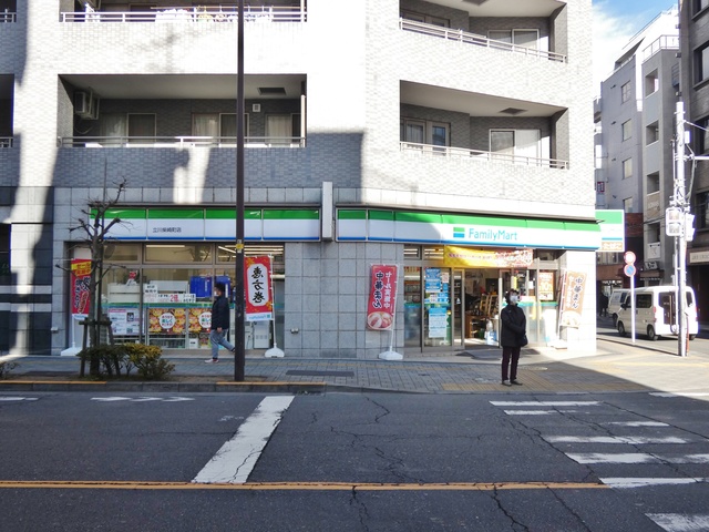 コンビニ　ファミリーマート立川柴崎町店（コンビニ）まで223m