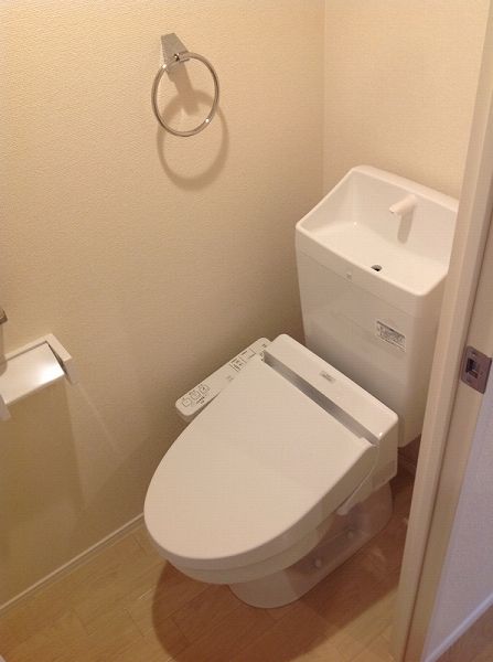 トイレ　トイレ