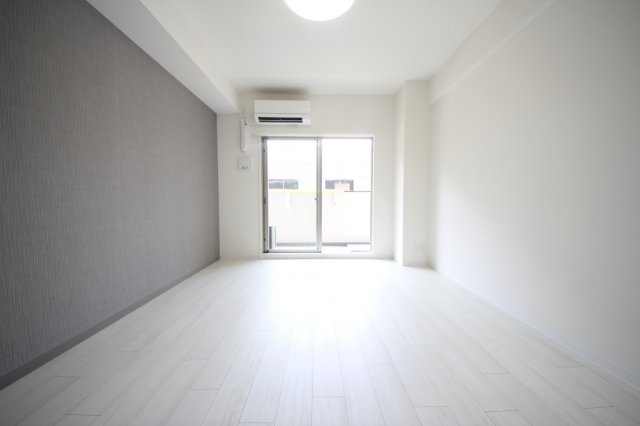 居室・リビング　ミラージュパレス新梅田Rio