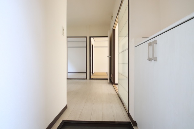 玄関　別部屋の参考写真です。現状優先となります。