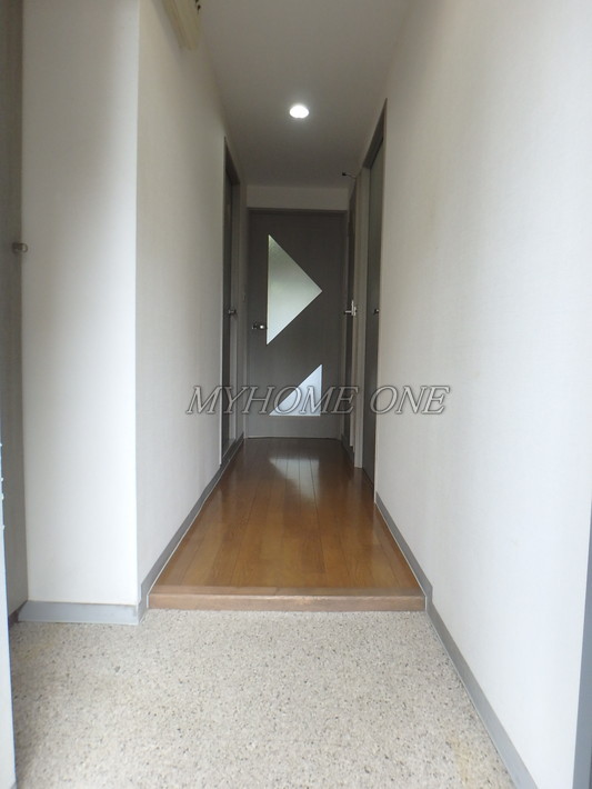 玄関　玄関ホール