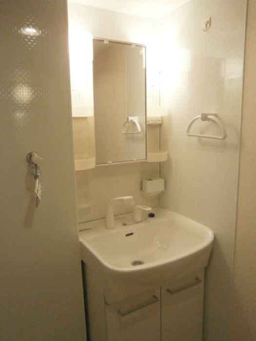 洗面設備　洗髪洗面化粧台