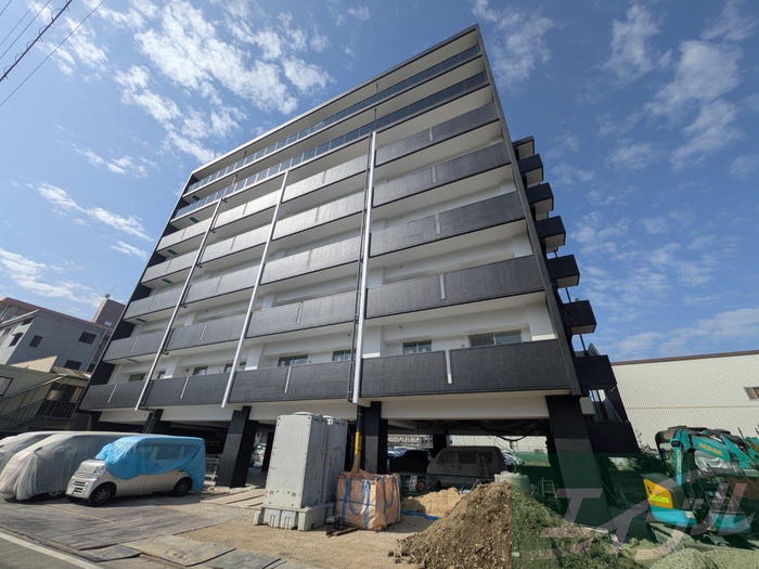 建物外観　建築中