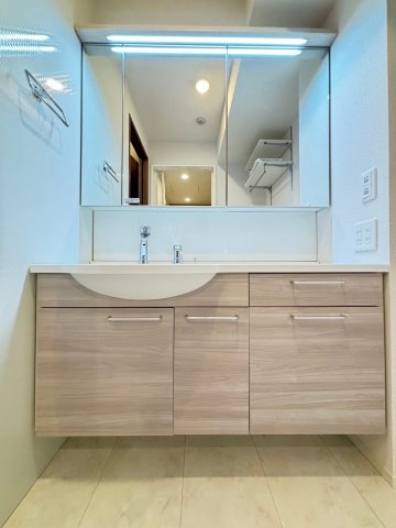 洗面設備　詳細は、RISUMO江坂本店までお問合せください♪