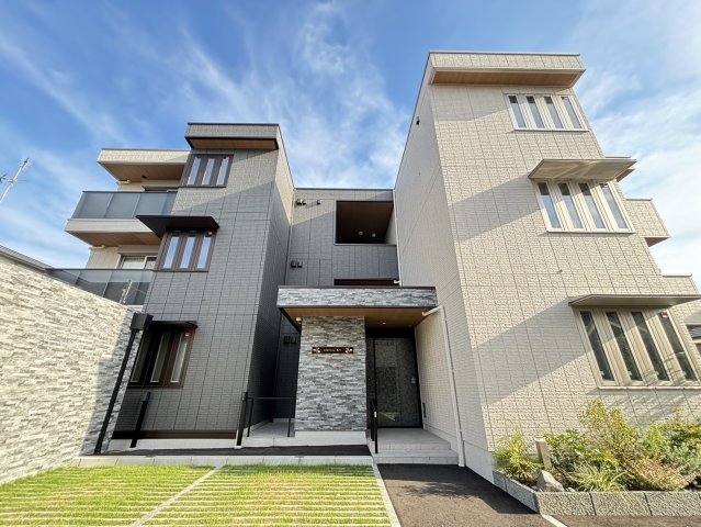 建物外観　詳細は、RISUMO江坂本店までお問合せください♪