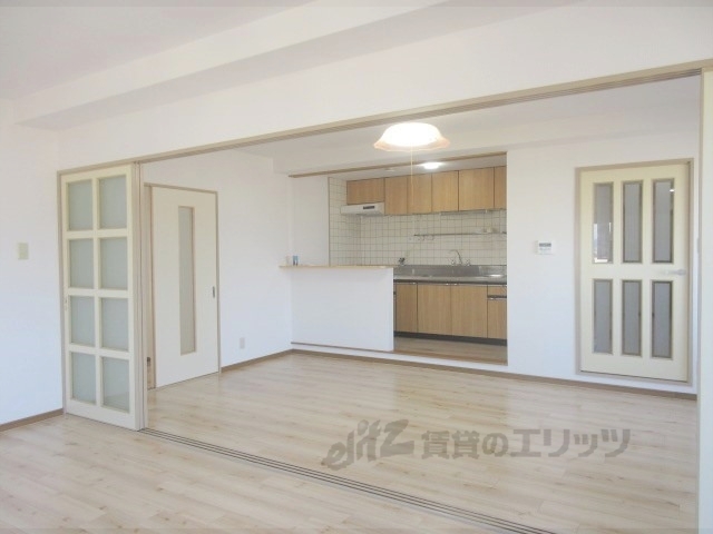 居室・リビング　リビング