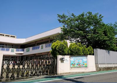 幼稚園・保育園　高槻市立松原幼稚園（幼稚園・保育園）まで423m