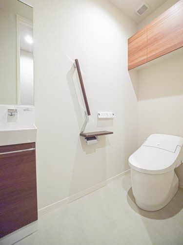 トイレ　トイレもきれいです