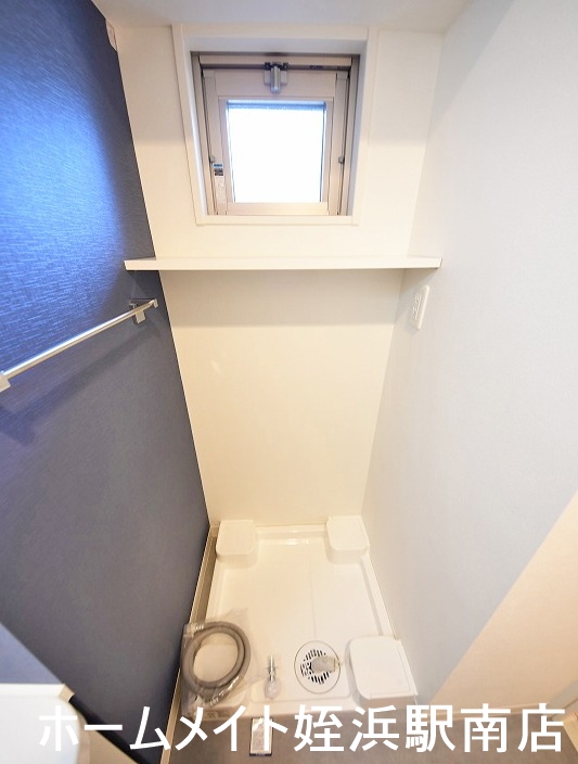 その他設備　★小窓があって換気◎♪★※別部屋参考写真