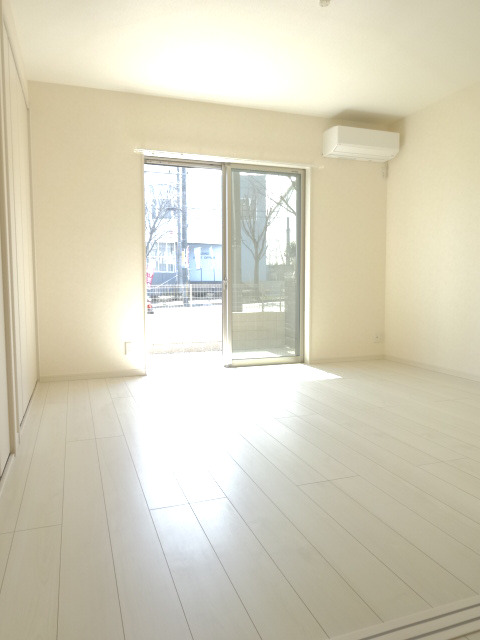 居室・リビング　NOW HOUSEIII（GoodHome）