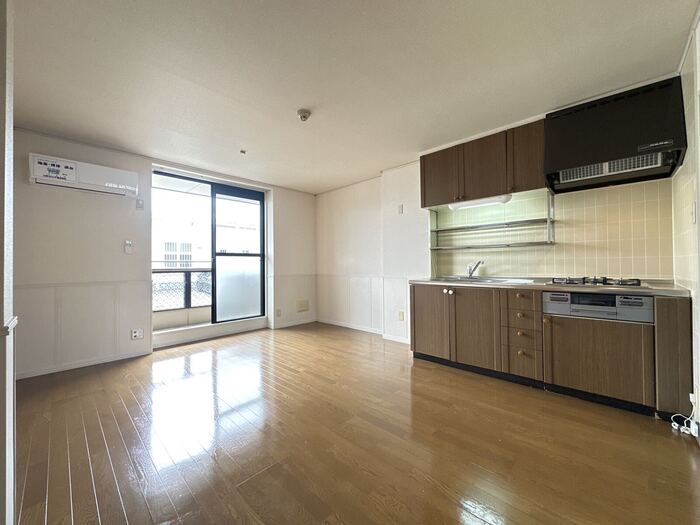 居室・リビング　リビング