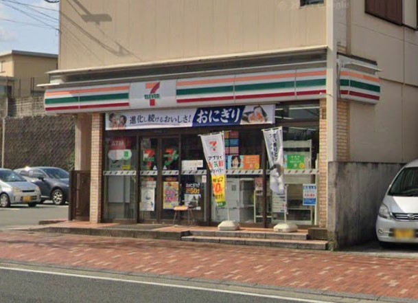 コンビニ　セブン－イレブン宗像自由ヶ丘店（コンビニ）まで455m