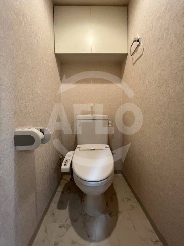 トイレ　プロシード弁天町　温水洗浄便座