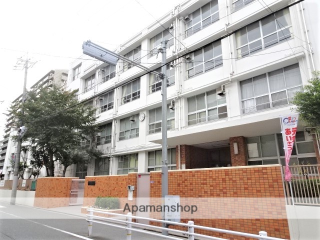 中学校　八阪中学校（中学校）まで166m