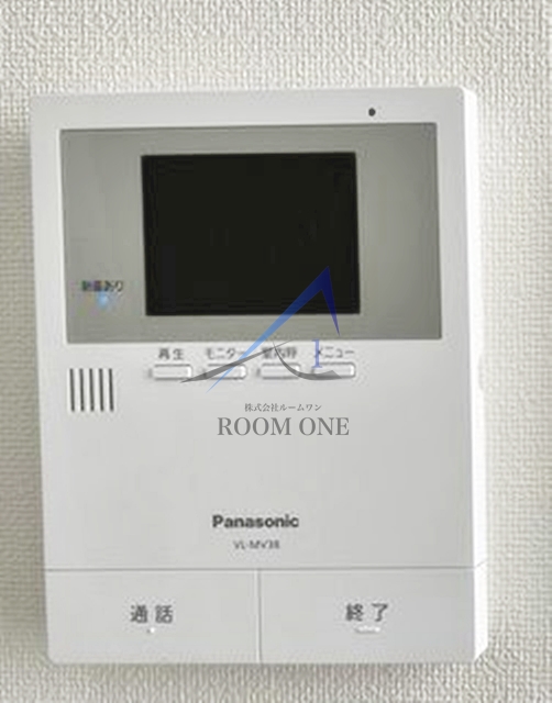 セキュリティ　モニター付きインターホンです。