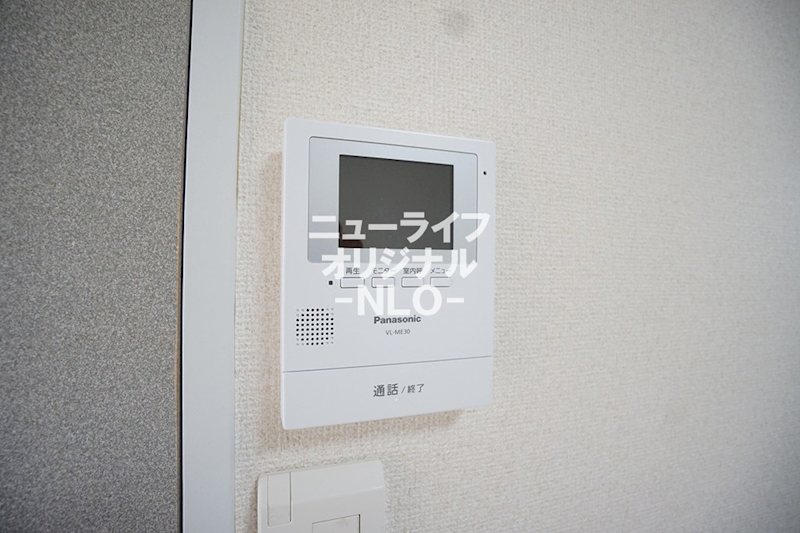 セキュリティ　室内から来訪者を確認できるTVモニターホン付で安心です☆