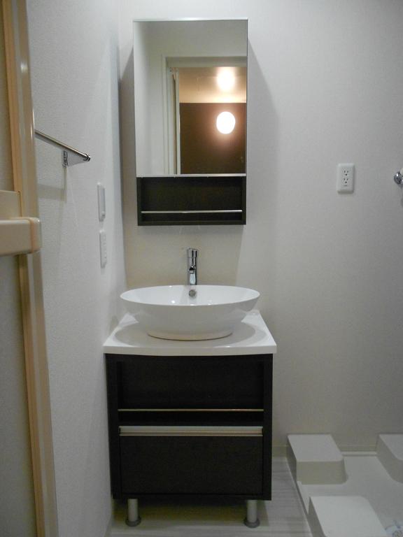 洗面設備　※同タイプ同モデルの写真を使用