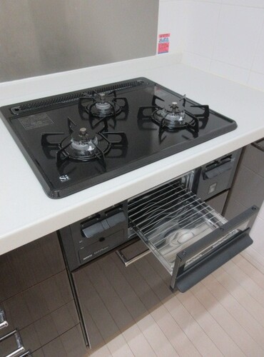 その他設備　３口ガスコンロ　※※前回募集時2020年8月の写真