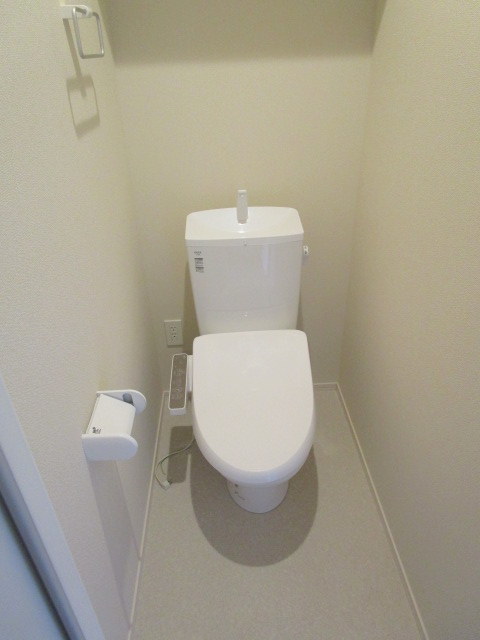 トイレ　★温水洗浄便座★