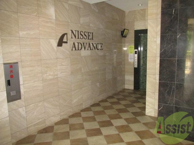 エントランス　さすが分譲賃貸マンション、キレイですねぇ