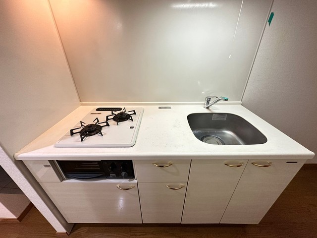 キッチン　※他部屋の写真です。現況優先。