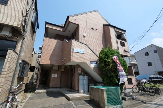 建物外観　外はこのようになっています