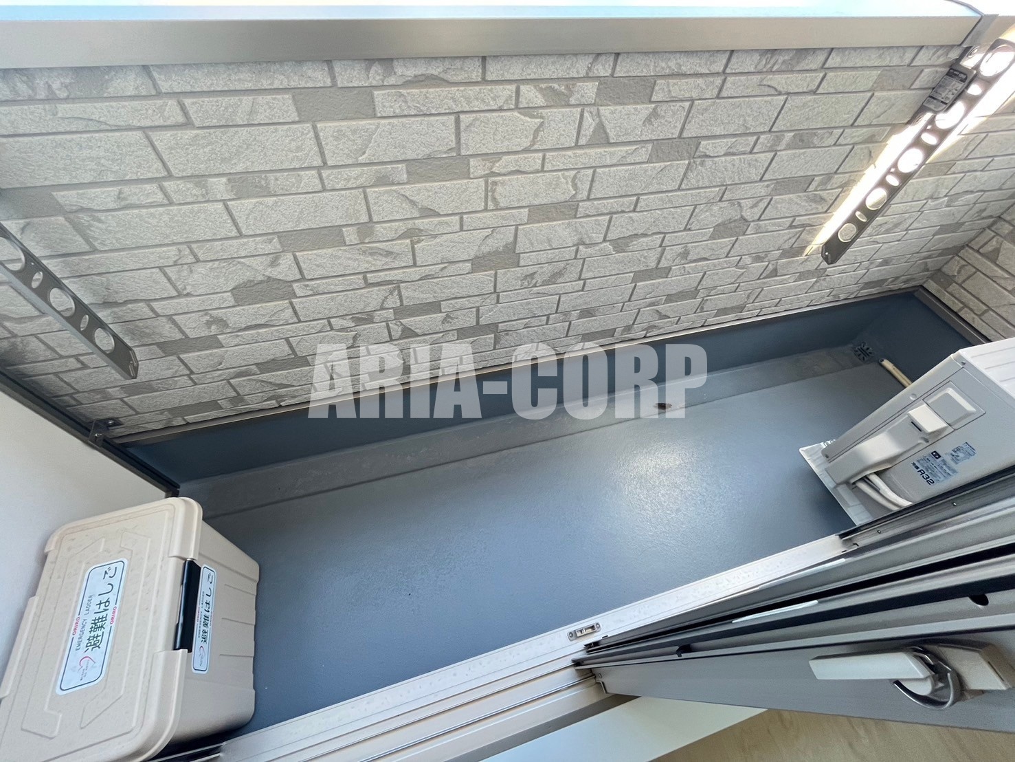 バルコニー　広々としたバルコニーでお洗濯物を干していただけます♪