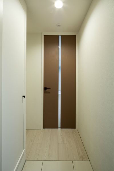 玄関　室内　※参考写真