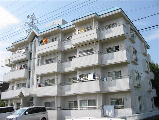 建物外観　南向き日当たり良好