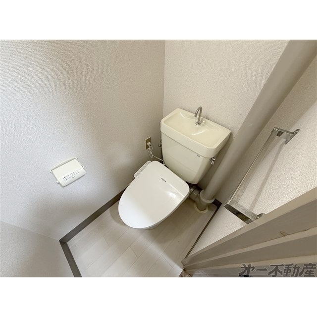 トイレ　トイレ