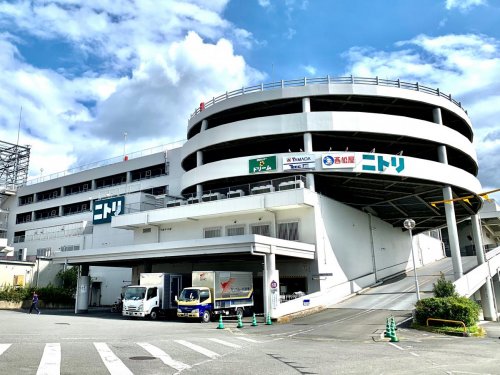 スーパー　Izumiya(イズミヤ) 六地蔵店（スーパー）まで552m