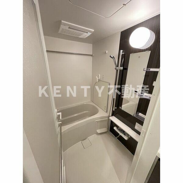 バス・シャワールーム　ゆったり過ごせるお風呂です